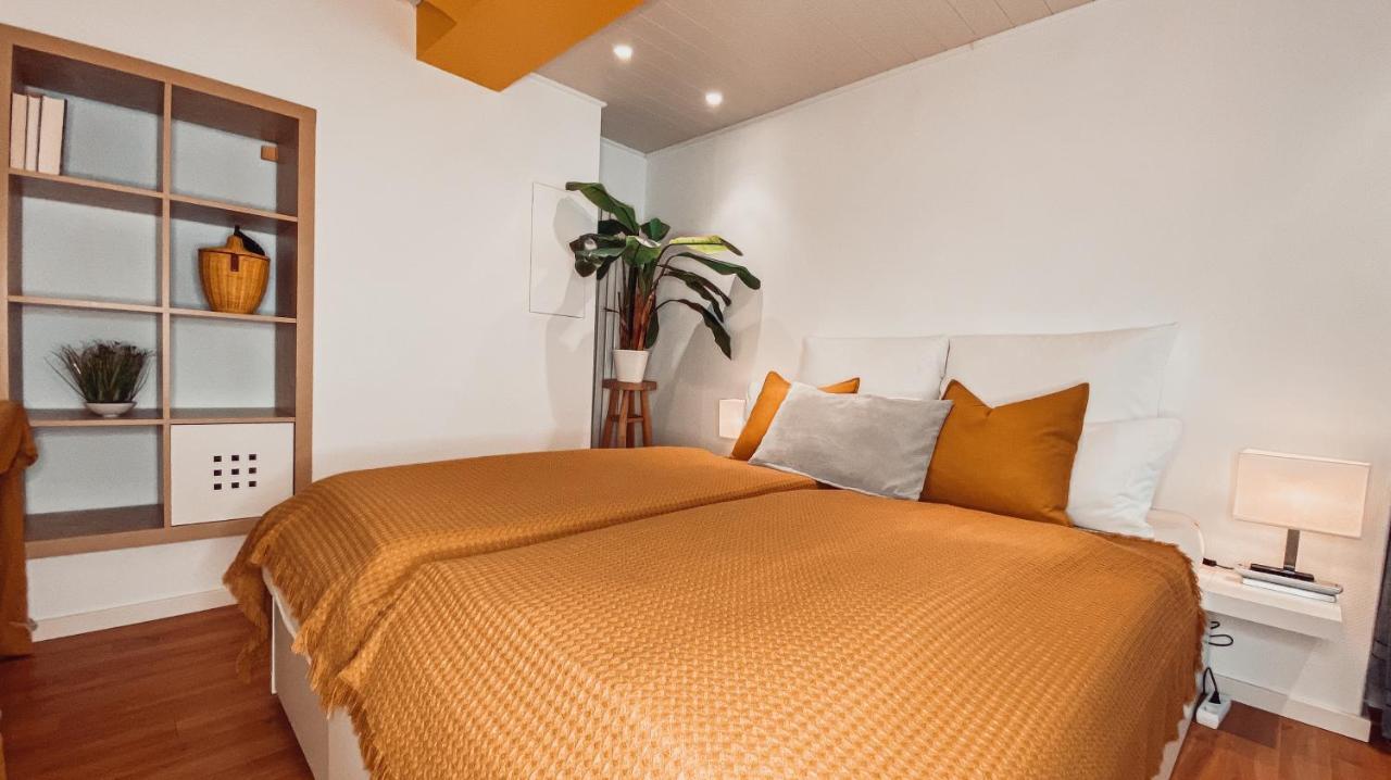 Villa Herkules - Privates Apartment Am Waldrand Mit Smart Tv Und Kostenlosen Parkplaetzen Kassel Kültér fotó
